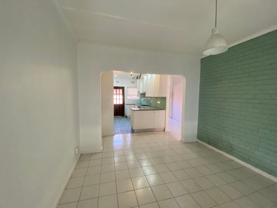 4 Bedroom Property for Sale in Nahoon Valley Park Eastern Cape